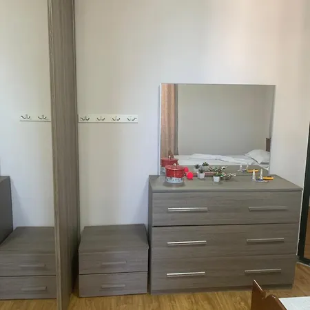 Ariana 1 Апартаменты *